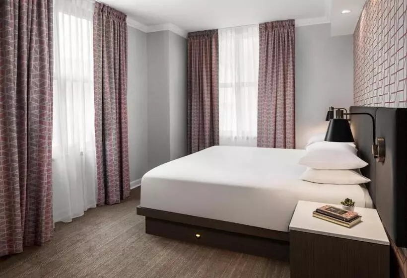 キングサイズベッドのスイートルーム, Hyatt Centric Downtown Minneapolis