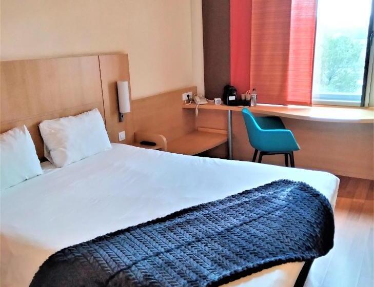 Номер Комфорт, Ibis Barcelona Mollet