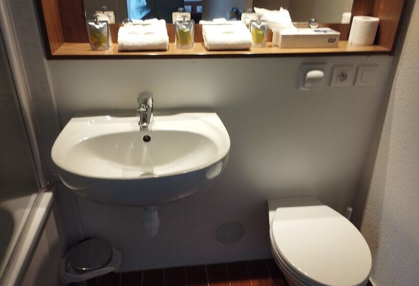 Standard Værelse, Kyriad Montargis Amilly