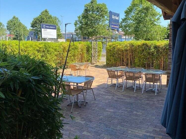 Standard Værelse, Kyriad Montargis Amilly