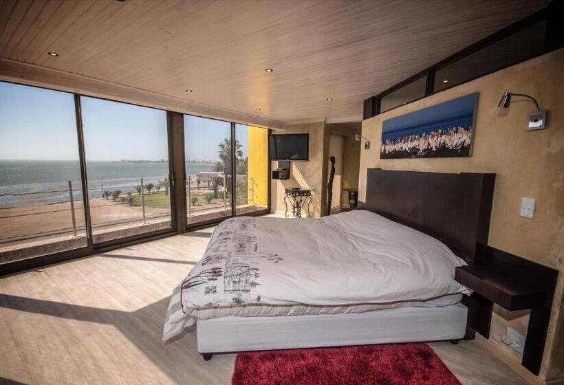 سوییت با چشم‌انداز دریا, Lagoon Loge