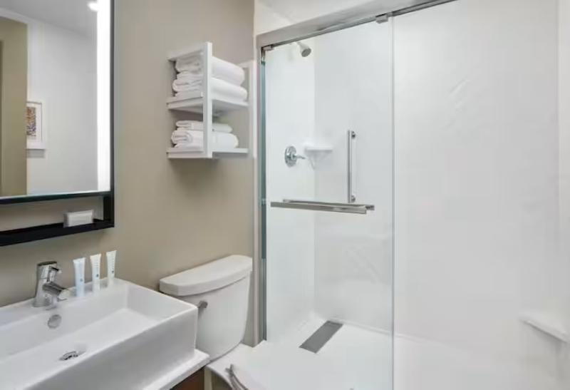 חדר סטנדרט, Iraipe Logroño