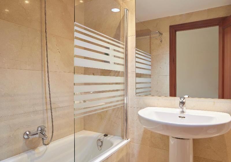 חדר סטנדרט, Iraipe Logroño