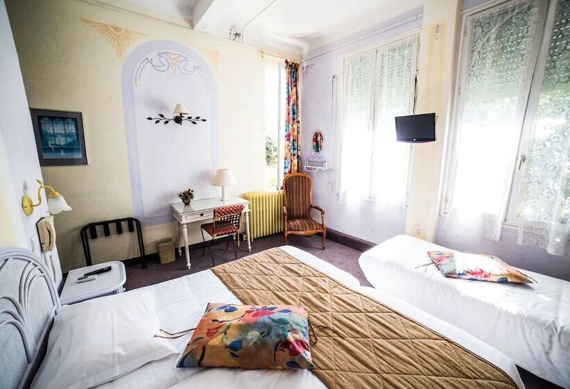 标准三人间, Miramar