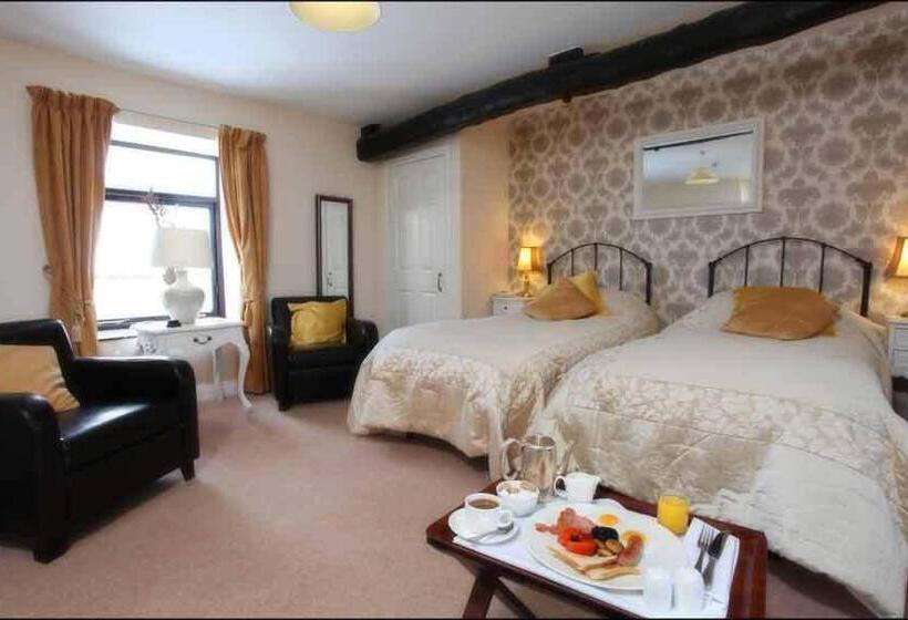 اتاق سوپریور, Ox Pasture Hall