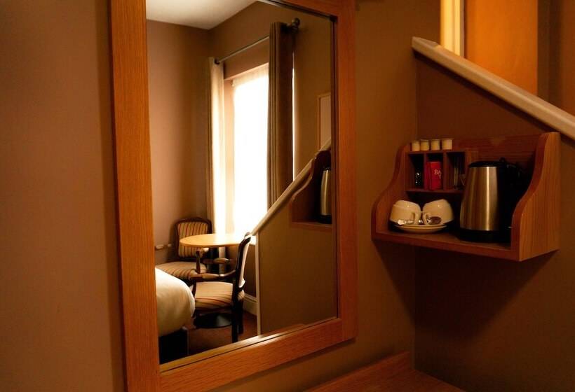 חדר סטנדרט, Phoenix Park