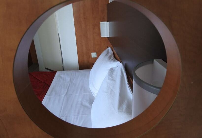 חדר סטנדרט, Premiere Classe Conflans Sainte Honorine