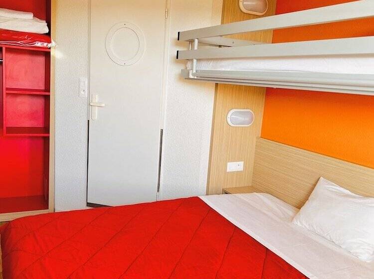 Номер Стандарт, Premiere Classe St Quentin En Yvelines Elancourt