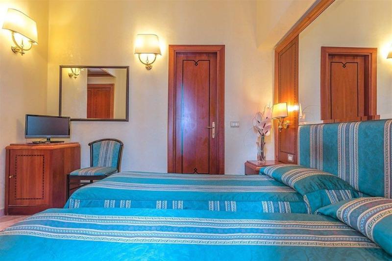 اتاق اکونومی, Raeli Hotel Lazio
