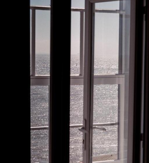 غرفة قياسية مطلّة علي البحر, San Clu Hotel, Bar & Brasserie