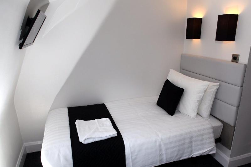 スタンダードシングルルーム, The Omega