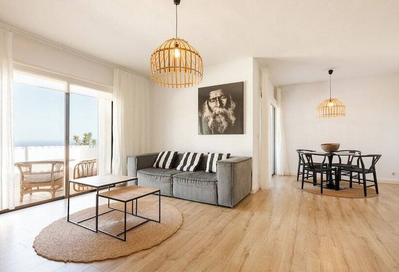 オーシャンビュースイート, Victoria Sunset Suites