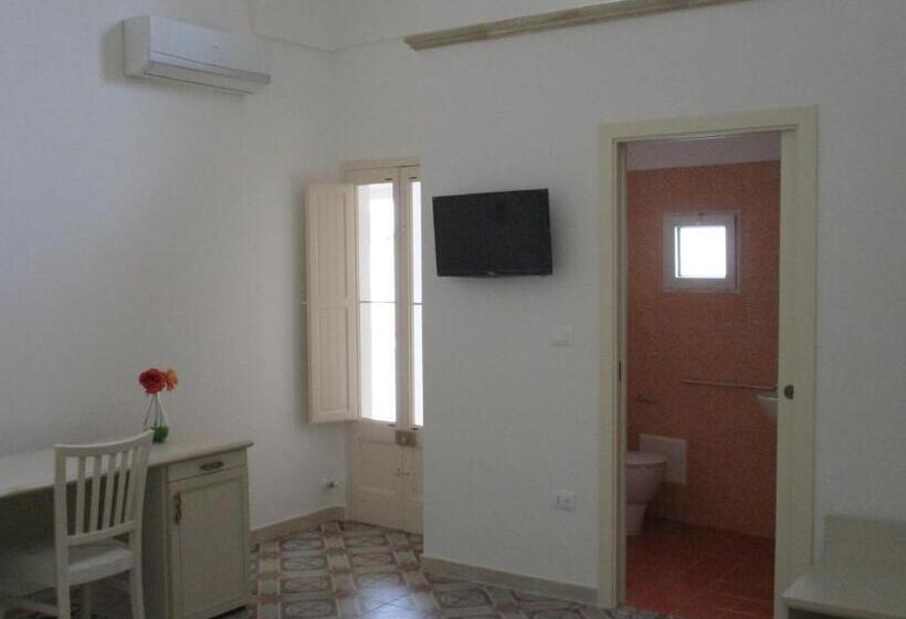 חדר סטנדרט לשלושה, B&b Il Ventaglio