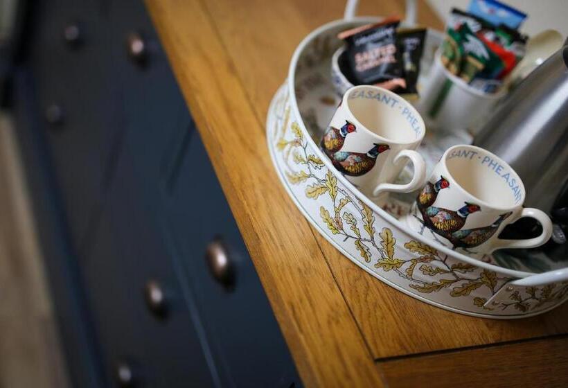 غرفة ديلوكس, Mill House