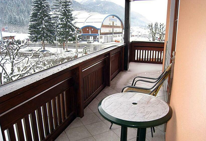 标准工作室带阳台, Gästehaus Steiner