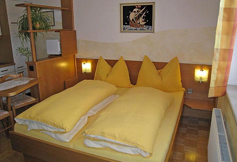 标准工作室带阳台, Gästehaus Steiner