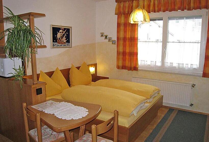 标准工作室带阳台, Gästehaus Steiner