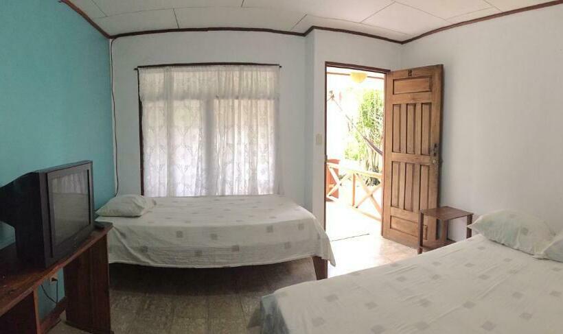 اتاق استاندارد سه نفره, Cabinas Palmer Makanda