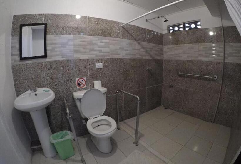 اتاق استاندارد برای معلولان, Cabinas Palmer Makanda