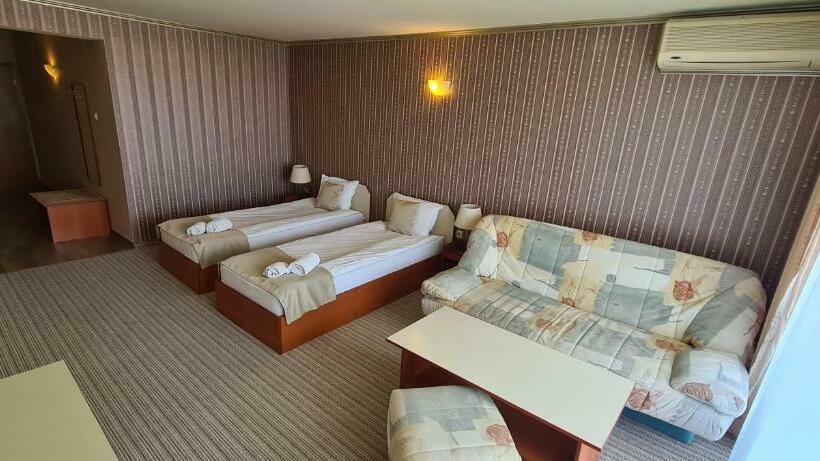 Полулюкс с Балконом, Mirana Family