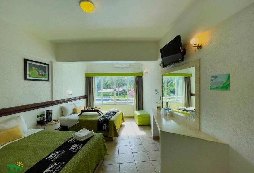 חדר סטנדרט שתי מיטות זוגיות, Puente Nacional  & Spa