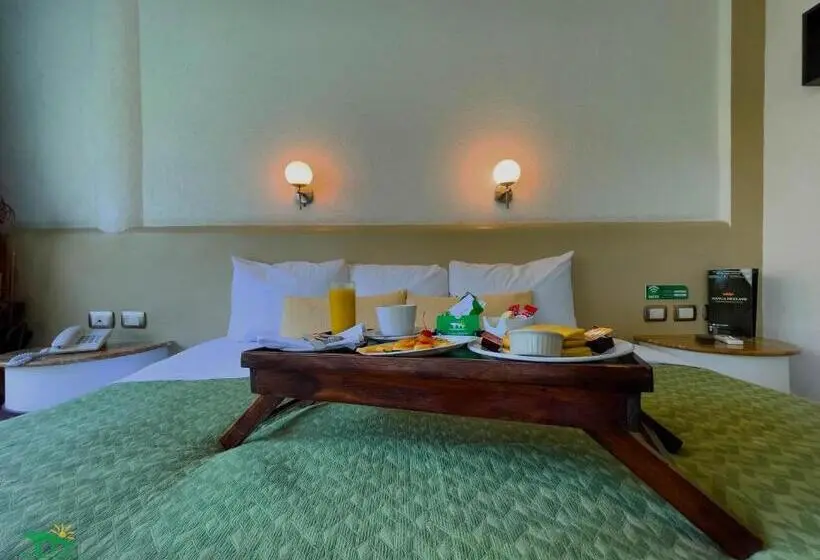 デラックスルーム, Puente Nacional  & Spa