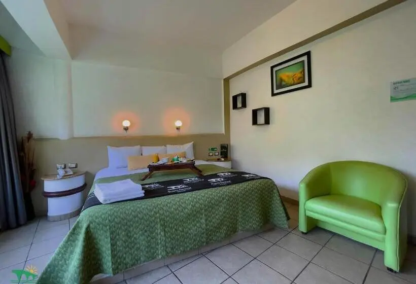 デラックスルーム, Puente Nacional  & Spa