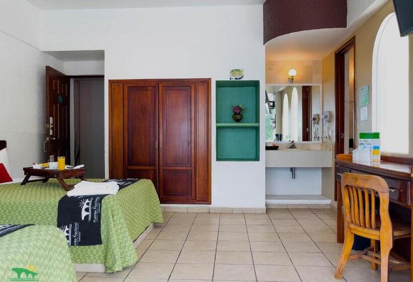 סוויטת ג'וניור דלוקס, Puente Nacional  & Spa