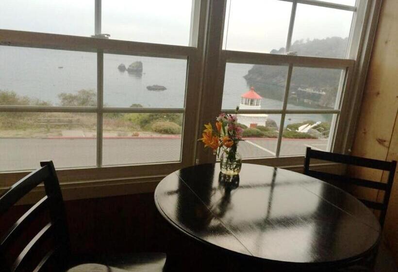 غرفة قياسية سرير كينج, Trinidad Bay Bed And Breakfast