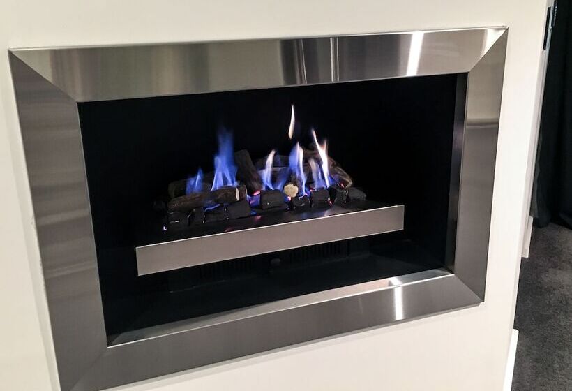 סוויטה, Starhaven Retreat