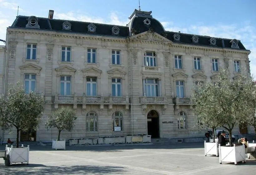 Standard-huone, De La Gare