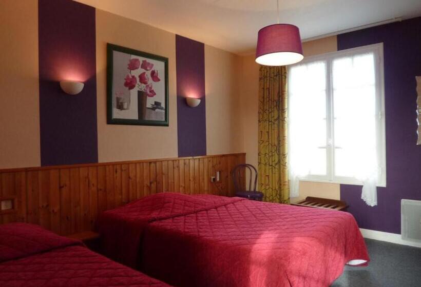 标准三人间, Hôtel Des Biches