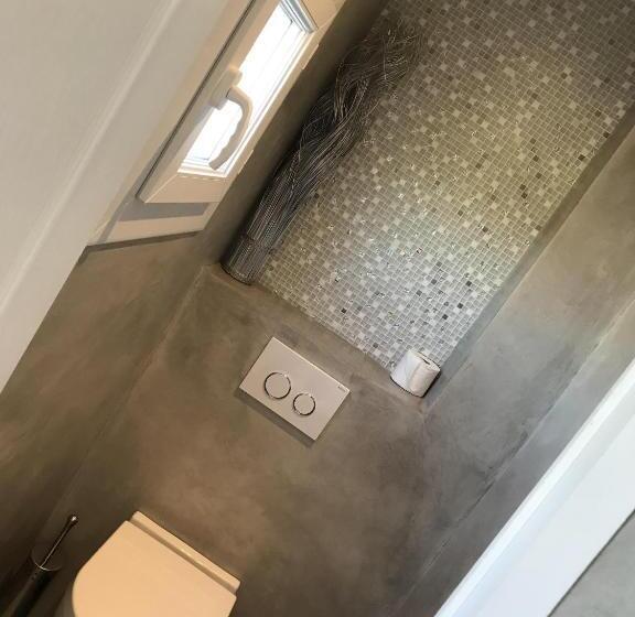 스탠다드 스튜디오, Les Terrasses De Padoue