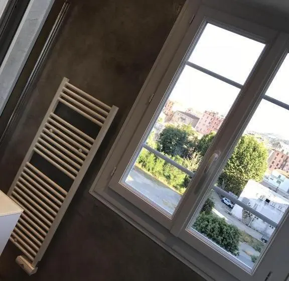 استودیوی استاندارد, Les Terrasses De Padoue