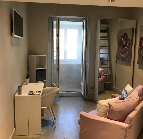 스탠다드 스튜디오, Les Terrasses De Padoue