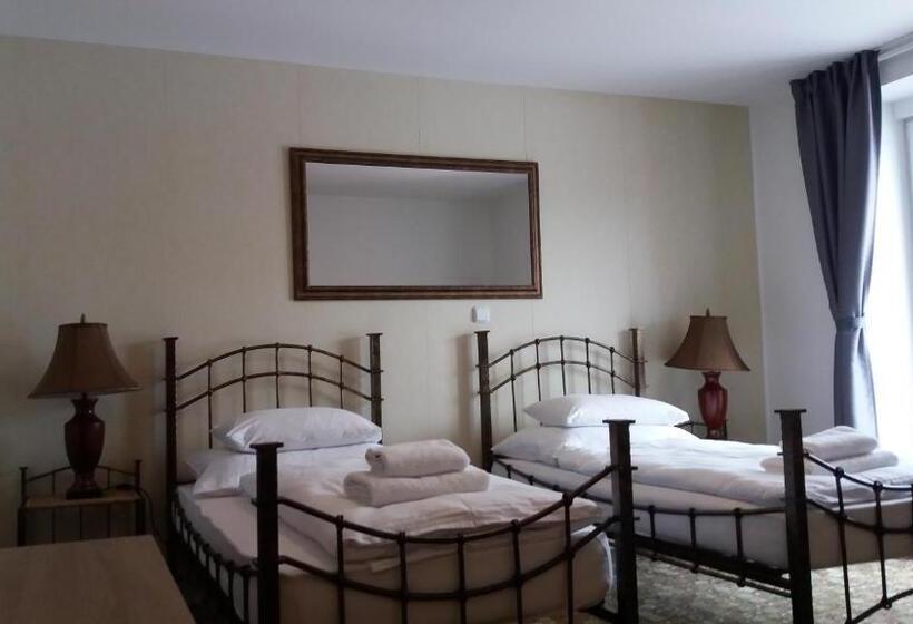 适合残疾人使用的标准间, Bouczech