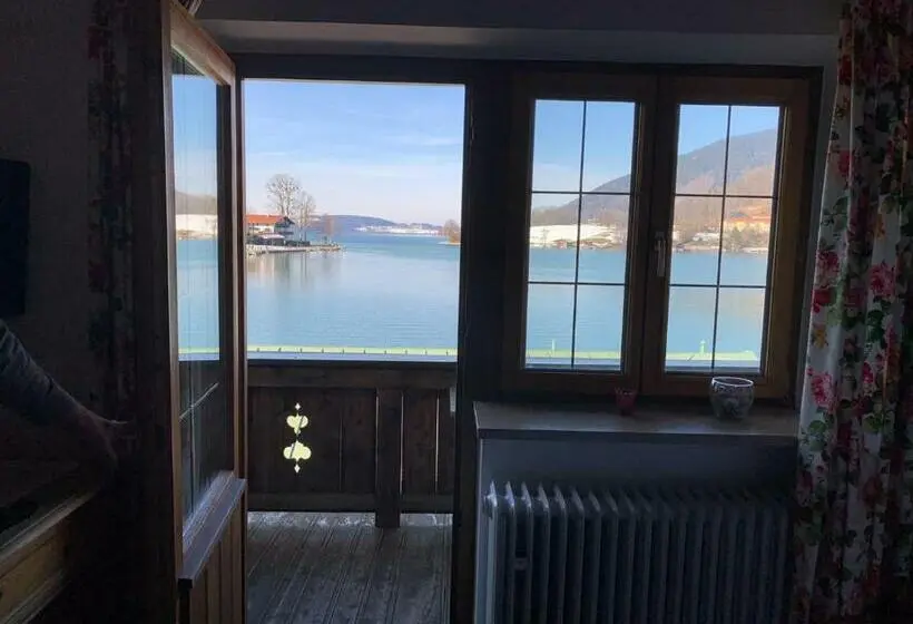 Quarto Estandar Vista Lago, Haus Kaiser