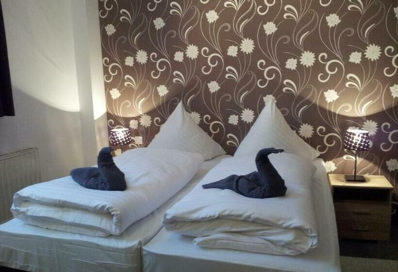 스탠다드 룸, Landgasthof Mörsbergei