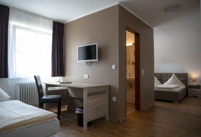 4인용 스탠다드 룸, Landgasthof Mörsbergei