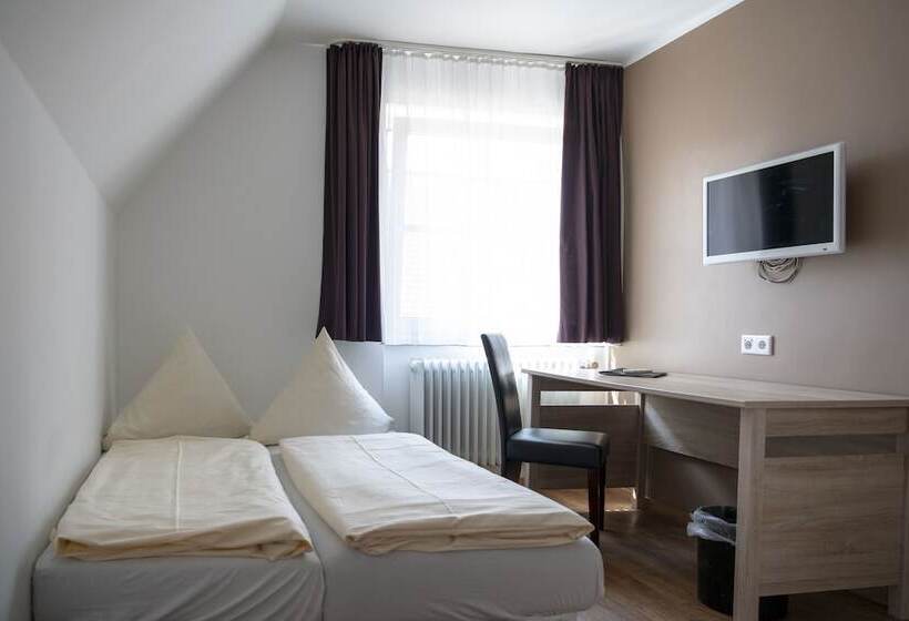 4인용 스탠다드 룸, Landgasthof Mörsbergei