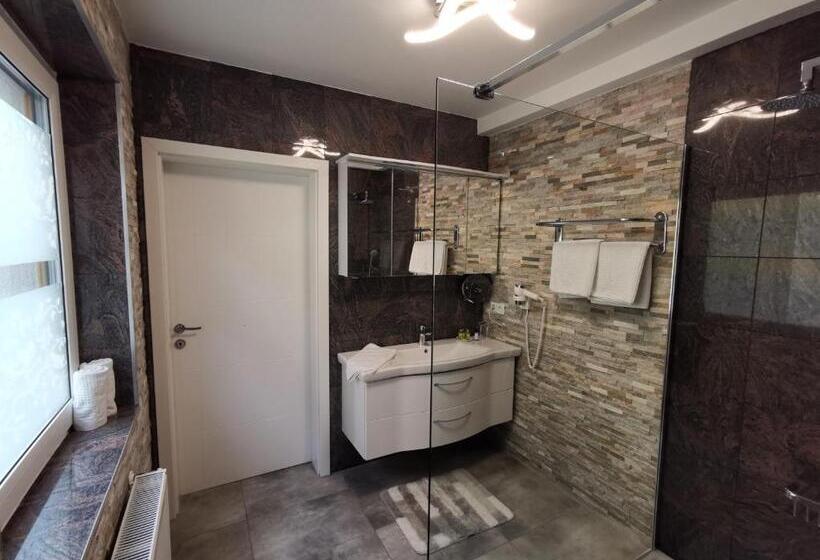 סוויטה משפחתית, Kärntnerhof & Suiten 3 Stern Superior