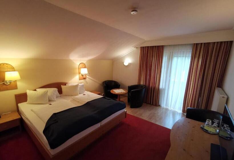 חדר משפתחתי סופריור, Kärntnerhof & Suiten 3 Stern Superior