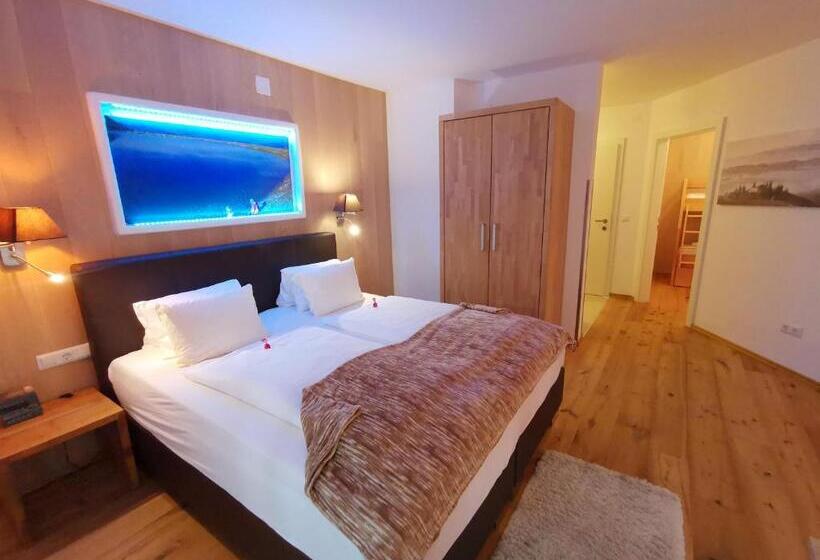 סוויטת 2 חדרי שינה, Kärntnerhof & Suiten 3 Stern Superior