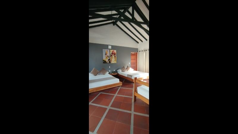 家庭间, La Manola Finca