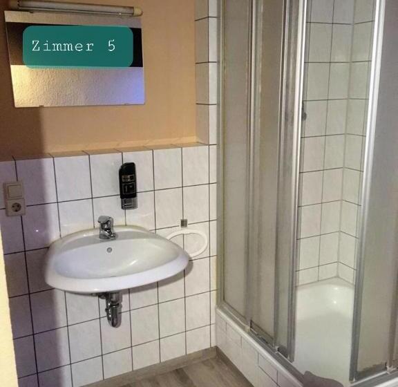 スタンダードシングルルーム, Anno Brechtorf