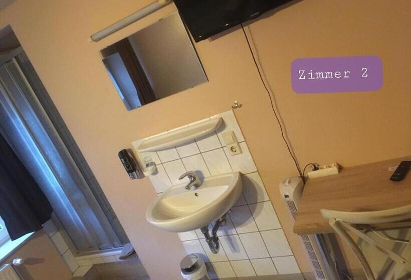 スタンダードシングルルーム, Anno Brechtorf