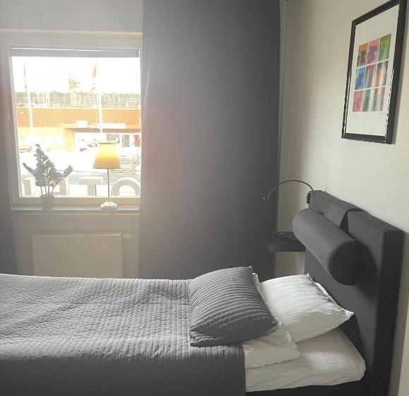 스탠다드 싱글 룸, Dentas Hotell Raivi