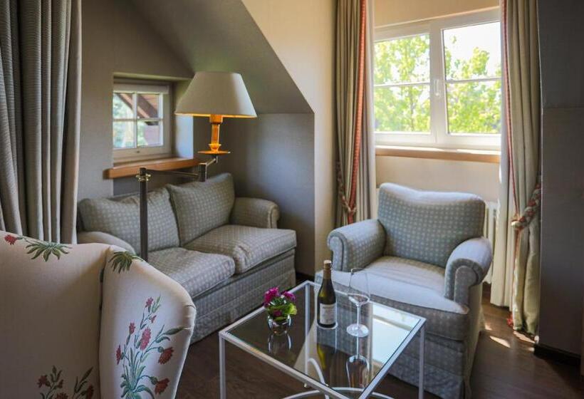 סוויטת ג'וניור עם מרפסת, Restaurant Krone