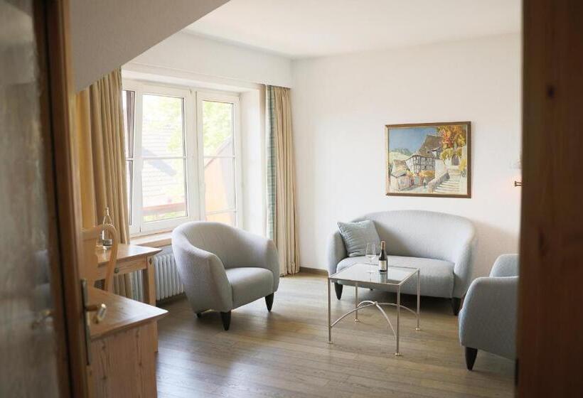 סוויטת ג'וניור דלוקס, Restaurant Krone