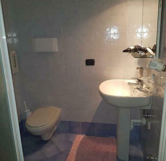 スタンダードルーム, Ristorante Pizzeria Al Mondo